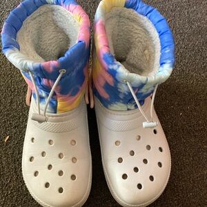 Croc’s neo puff boot women’s size 10